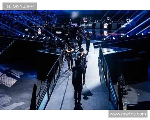 esports数据电竞实时数据冠军杯特别报道IG逆袭之旅全程回顾与精彩瞬间解析 esports数据电竞实时数据冠军杯特别报道IG逆袭之旅全程回顾与精彩瞬间解析